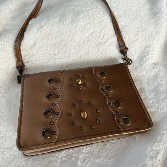 Nine West wallet purse Size 8x5 like new with cute grommet & crystal details - Picture 1 of 4